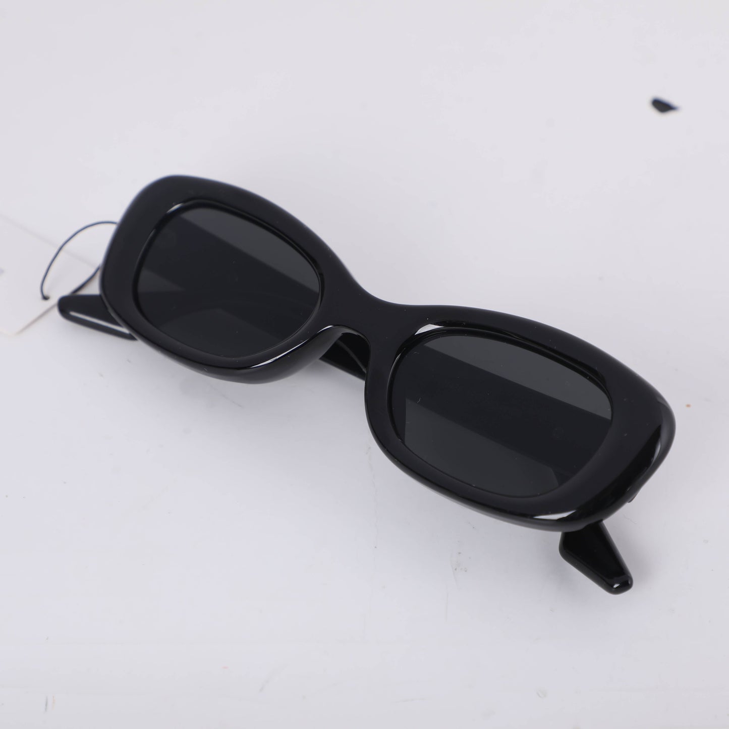 Vintage Women's Sunglasses - Black