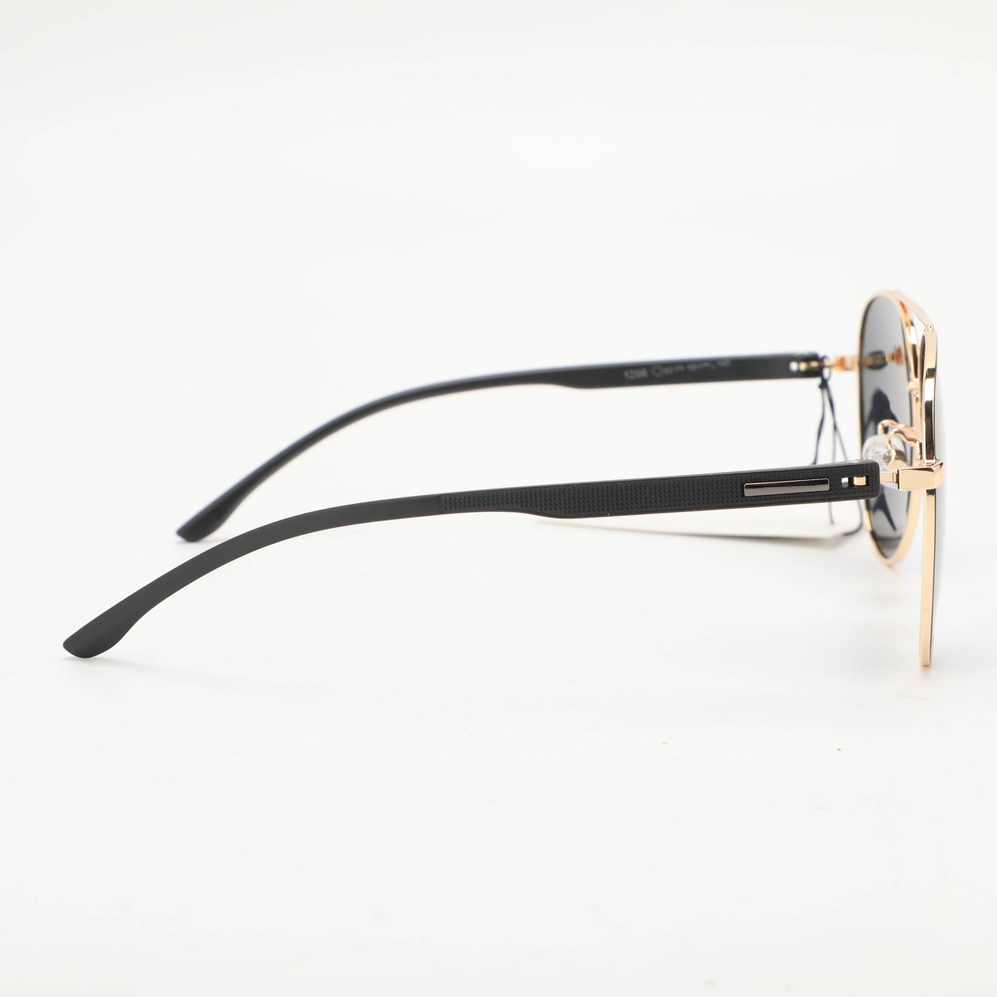 Chic Pilot Mens Sunglasses - Gold