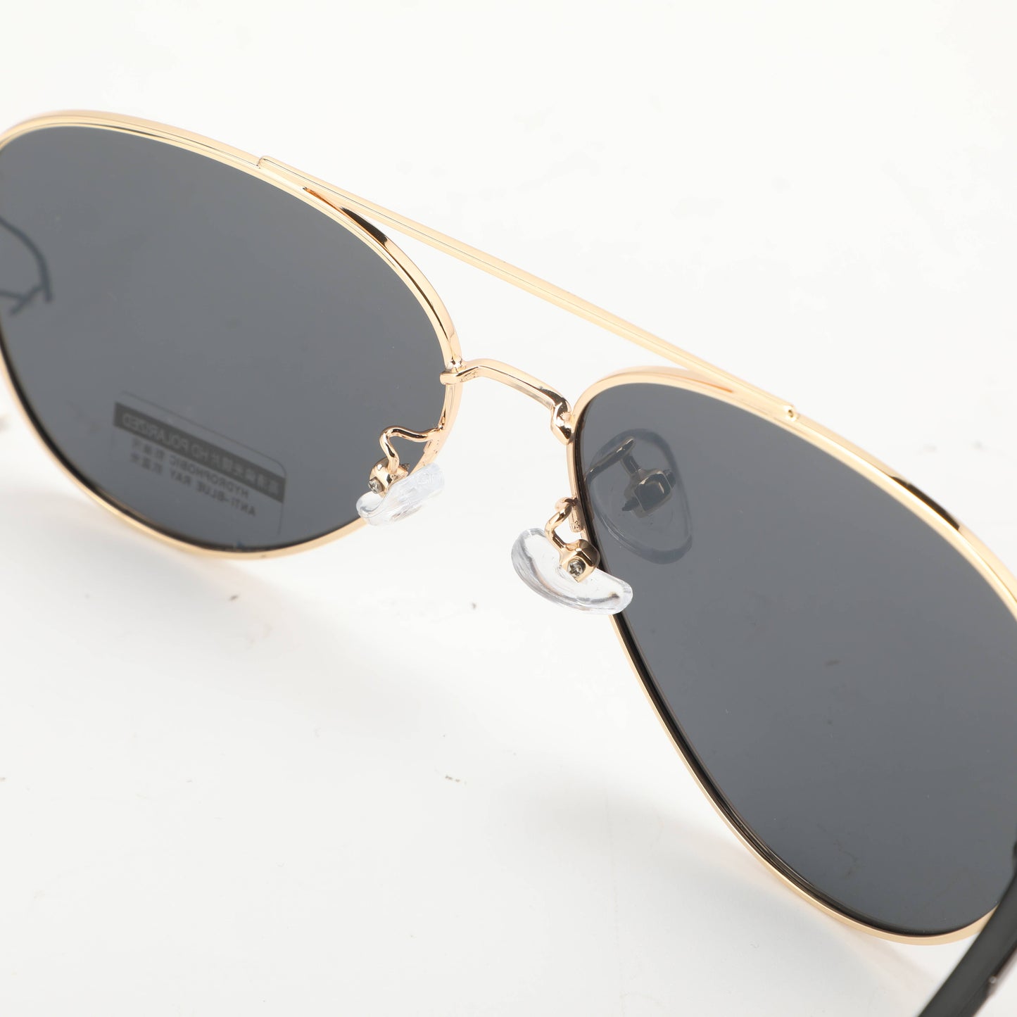 Chic Pilot Mens Sunglasses - Gold