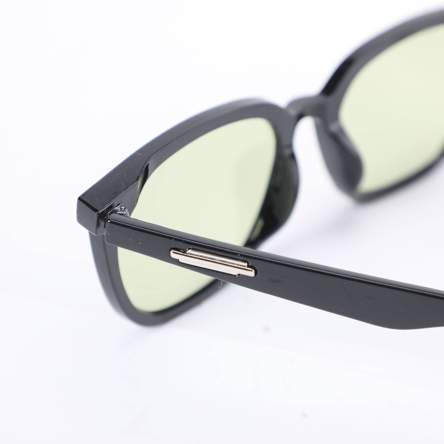 Stylish Cat Eye Men's Sunglasses