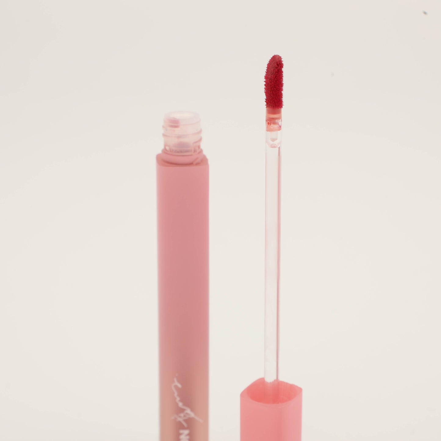 Soft Mist Moisturizing Lip Dew - P334