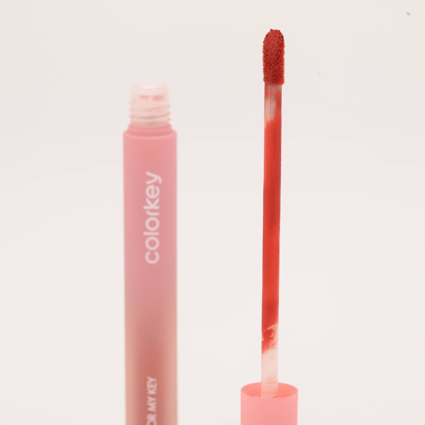 Velvet Air Lip Glaze