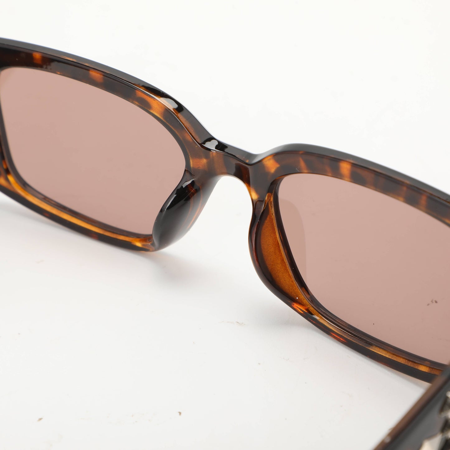 Pearl Womens Sunglasses - Tawny
